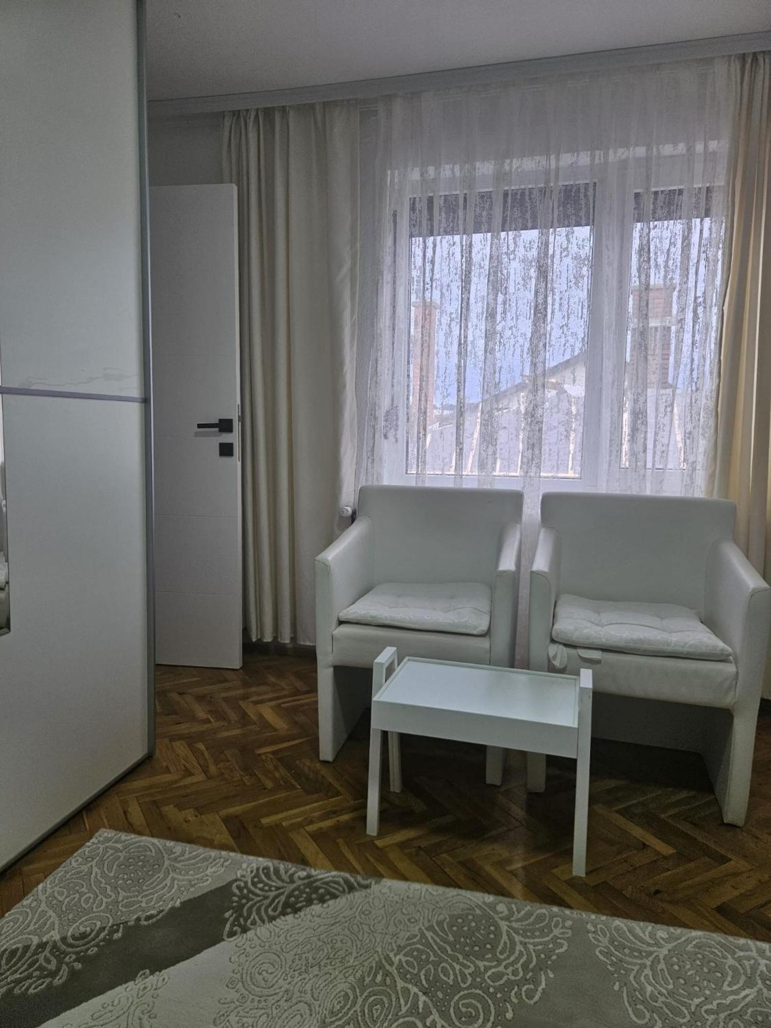 Vila Petunija Sjenica Habitación foto